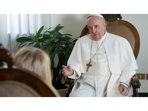 „Kalbėti širdimi“. Popiežiaus žinia Pasaulinės komunikacijos dienos proga